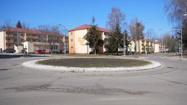 Každoročnú celoplošnú výsadbu letničiek nahradí moderná extenzívna trvalková výsadba