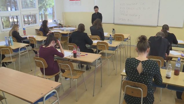 Po dlhých mesiacoch sa dočkali. Od pondelka sa žiaci čiastočne vracajú do škôl.