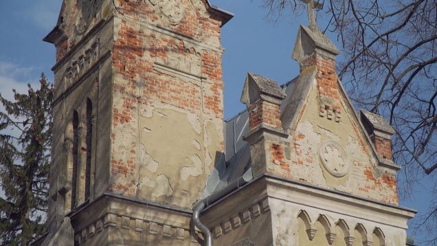 Na Mauzóleu Rakovských sa pracuje. Financie poskytla aj maďarská vláda.