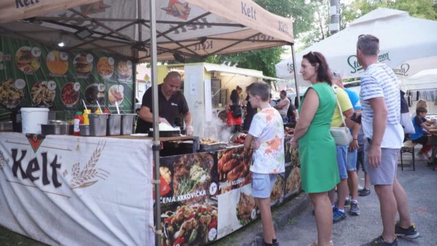 Tradičné remeslá, domáce špeciality i burčiak. Jarmok v Turci prilákal tisícky návštevníkov