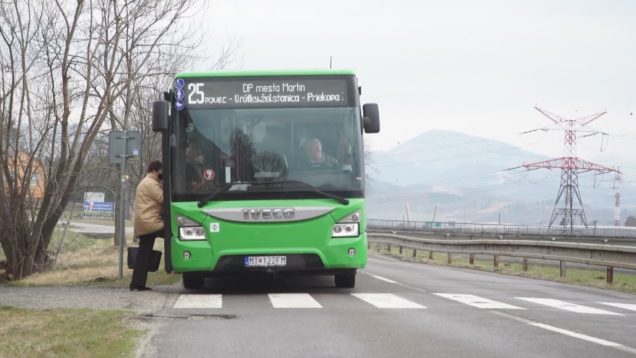 Zmena cestovného poriadku MHD, odkaz pre starostu, zdravotníci boli ocenení, krajské zastupiteľstvo zasadalo, šálkou kávy podporíte novorodencov