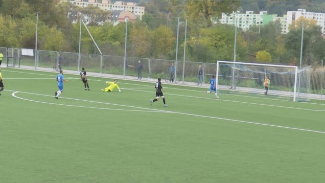Futbalistom videli vyrovnaný duel. V záverečných minútach nastal zvrat a domáci inkasovali dva góly za sebou