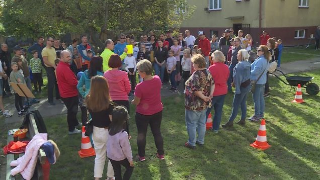 Rekordných 70 párov rodičov s deťmi spolu s pedagógmi zažili deň plný športu a zábavy