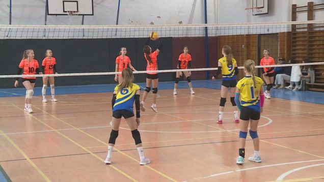 <strong><u>Čo zápas, to vzostup. Šikovné volejbalistky majú sezónu výborne rozbehnutú. V nedeľu si na domácej palubovke hladko poradili so súperkami zo Žiaru nad Hronom</u></strong>