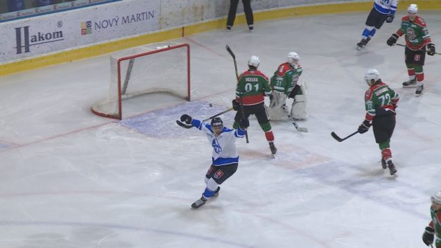 <strong><u>Martinčania na domácom ľade uspeli proti agilným Záhorákom. Zvíťazili 4:3 a hetrikom sa zaskvel kanonier Poliaček</u></strong>