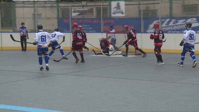 Vrútockí hokejbaloví extraligisti nezastavili sériu prehier. Na domácom ihrisku prehrali s Popradom 1:5