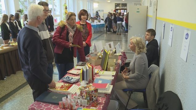 Stredná odborná škola obchodu a služieb sa hrdí množstvom odborov. Každý z nich bol počas vianočných trhov a dňa otvorených dverí odprezentovaný v tom najlepšom svetle