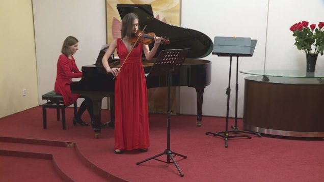 <strong><u>Žiaci a pedagógovia SúZUŠ pozvali verejnosť na stíšenie sa, zastavenie a na duševnú prípravu na prichádzajúce sviatky</u></strong>