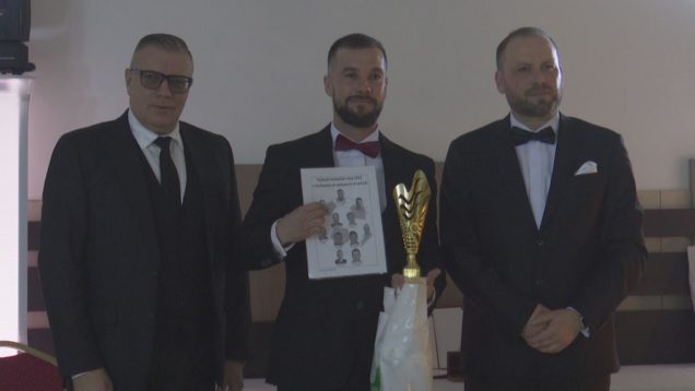 <strong><u>Obhájiť prvenstvo je ťažšie ako ho získať. Záložníkovi FK Trebostovo Ľubošovi Thomkovi sa to podarilo a po roku bol opäť vyhlásený za kráľa turčianskych trávnikov</u></strong>