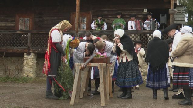 Tradície fašiangového obdobia v podaní FS Limbora