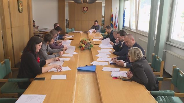 Členovia mestskej rady opäť predrokovali materiály, ktoré budú predmetom štvrtkového zasadnutia martinských poslancov