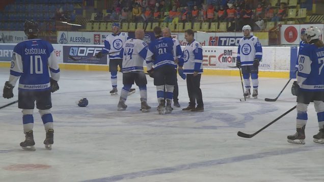 <strong><u>Tréneri zvučných hokejových mien deklasovali svojich mladých zverencov vysoko 12:2. Mladíci ale tvrdia, že svojim trénerom chceli len proste dopriať víťazstvo</u></strong>