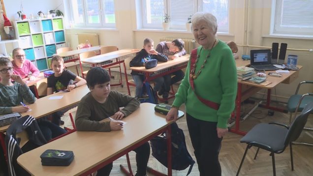 <strong><u>V kláštorskej základnej škole prežili žiaci zaujímavý deň. Namiesto učiteľov sa za katedru postavili ich rodičia, dokonca sa tejto úlohy výborne zhostili aj starkí</u></strong>