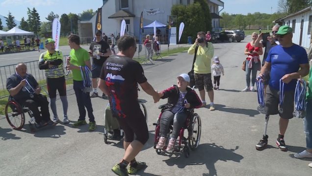 13-ročné dievčatko sa túži opäť postaviť na vlastné nohy. Je to však dlhá a drahá cesta. Pomôcť malej hrdinke sa rozhodli skvelí ľudia v rámci charitatívneho Turčianskeho behu