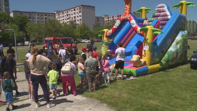 Celá sobota sa v Záturčí niesla v znamení radosti, zábavy a úsmevov na tvárach detí. Najmenší ocenili všetko, čo im v mestskej časti k ich sviatku pripravili