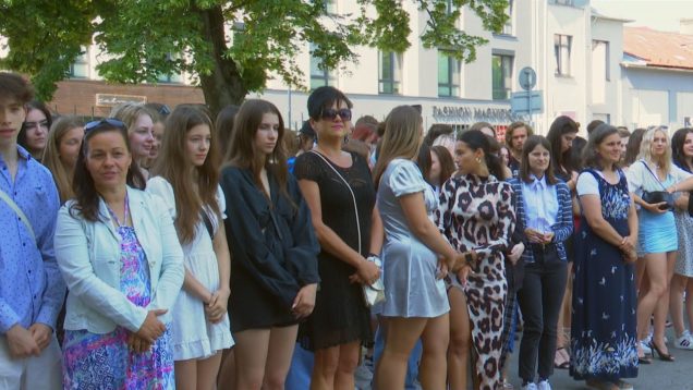 Po odovzdaní vysvedčení odštartovali posledným júnovým dňom letné prázdniny