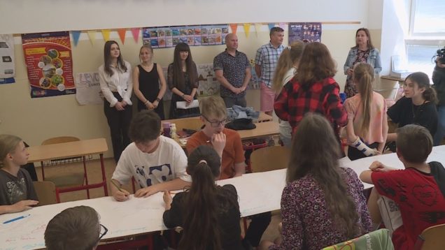 Unikátnym projektom sa poslanci VMČ Košúty rozhodli zapojiť žiakov Hurbanky do participácie na rozpočte. Žiaci vypracovali projekty a následným hlasovaním rozhodli o víťazoch