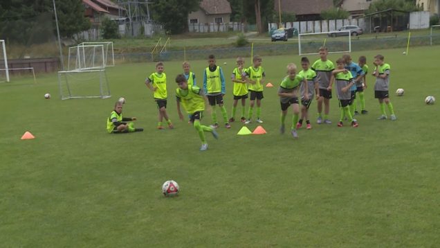 Malí futbaloví šampióni dostali vďaka letnému kempu MŠK Fomat aj tentoraz priestor na rozvoj a zlepšenie futbalových zručností