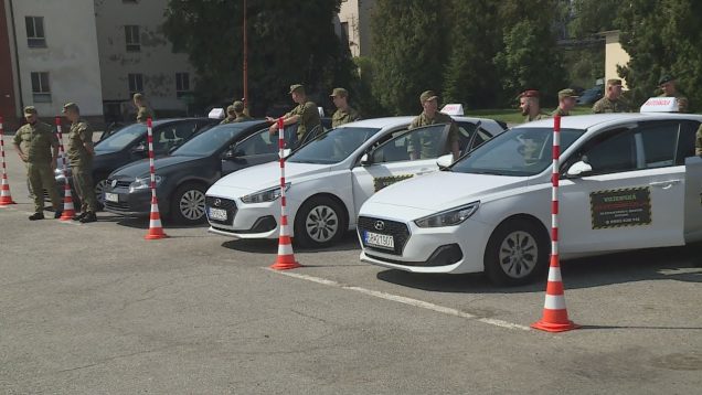 V kasárňach na Severe ukončilo prvý kurz výcviku vojenskej autoškoly 10 profesionálnych vojakov