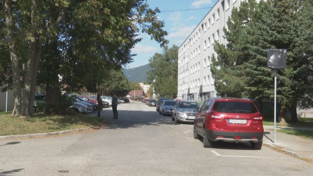 Regulácia parkovania v meste sa spustí budúci rok