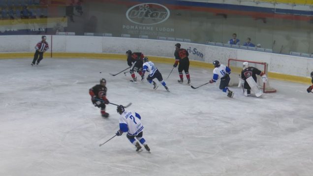 Veľká premiéra v tretej najvyššej súťaži čaká Martinčanov už v sobotu. Na zimnom štadióne sa pobijú s hokejistami Partizánskeho a cieľ majú jasný– tešiť fanúšikov