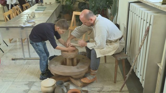 Etnografické múzeum priblížilo prácu archeológov širokej verejnosti. Konali sa komentované prehliadky a nechýbali ukážky archeologických nálezov