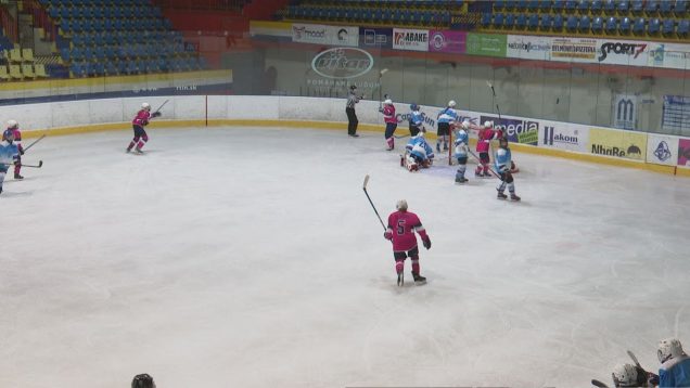 Hráčky bratislavského Slovana nemali s Martinčankami zľutovanie a nadelili im vysoký dvanásťgólový debakel