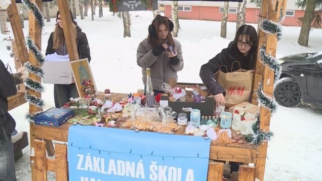 Žiaci, spolu s pedagógmi troch základných škôl a CVČ Domino sa postarali o nefalšovanú predvianočnú atmosféru vo Vrútkach