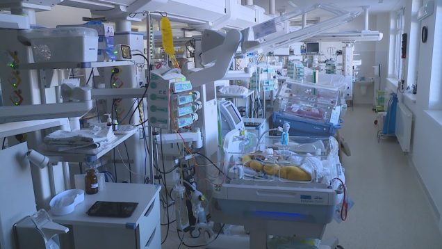 Neonatológovia z UNM dennodenne poskytujú vysokošpecializovanú, ale aj láskavú starostlivosť krehkým bábätkám, ktoré dostávajú šancu na plnohodnotný život