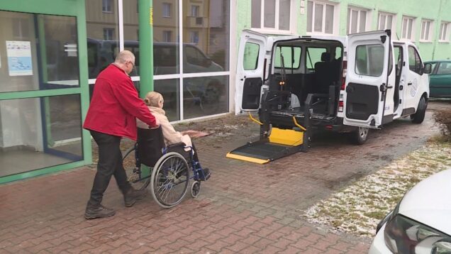 Samaritán,n.o, môže vďaka hydraulickej zdvíhacej plošine poskytovať službu tým, ktorí to potrebujú kvalitnejšie a vo vyššom štandardne