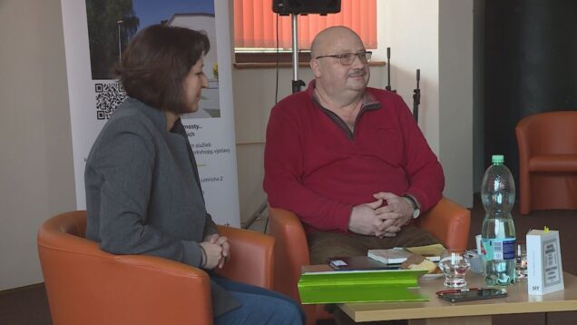 Textárska legenda slovenskej populárnej hudby, ale aj producent či hudobný publicista zavítal do Turčianskej knižnice, aby porozprával o svojom živote a bohatej tvorbe