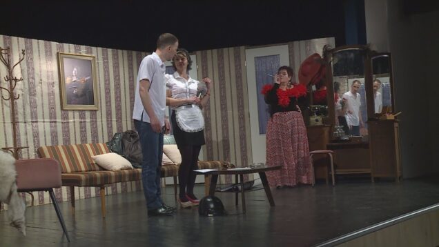 Tí, ktorí minulú sobotu prišli do Kultúrneho domu v Záturčí už vedia, že boli na tej správnej adrese. Zanietení ochotníci im predstavili svoju novinku. A boli skvelí