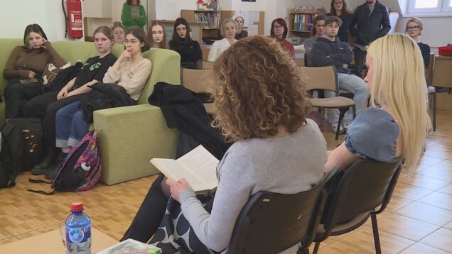 V rovnaký deň a v rovnakom čase bolo počuť knižnice naprieč celým Slovenskom. Aj v tej našej sa čítali nahlas úryvky z kníh