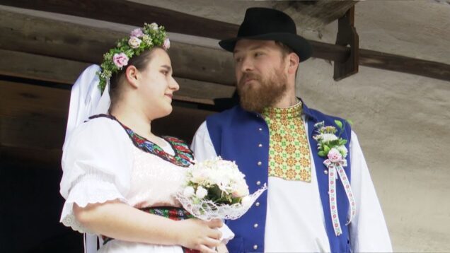 Ľúbostná poradňa, svadobná odobierka i jarné zvykoslovie prilákali do skanzenu stovky ľudí