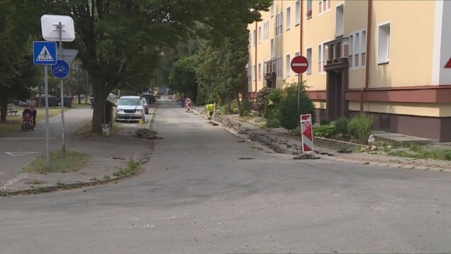 Na opravu chodníkov poputuje 400-tisíc eur, druhá etapa rekonštrukcie pešieho plata v Záturčí, cyklobusy vyrážajú na cestu, medicínsky klauni rozveseľujú deti 20 rokov