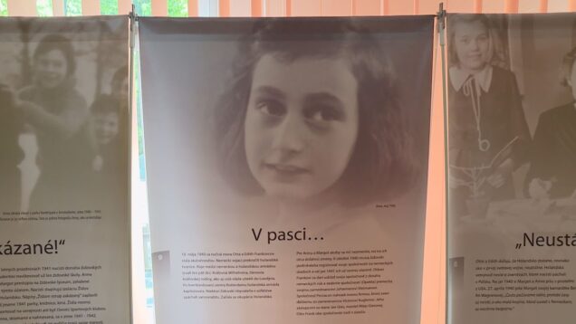 Nechajte ma byť takou aká som“. Tento silný odkaz v sebe nesie životný príbeh mladej židovky. Hlboké dojmy zanechal aj v mnohých žiakoch Gymnázia V. Paulinyho -Tótha