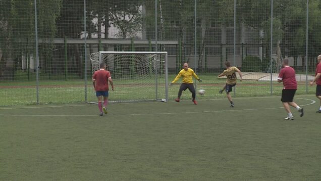 Bambariaci, teda obhajcovia titulu našli v prvej polovici aktuálnej súťaže svojho premožiteľa. Do odvetnej časti vstúpia ako líder hráči FC CMC stav