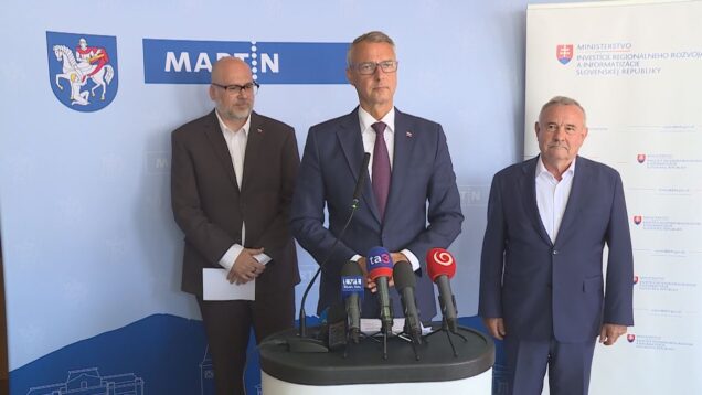 Minister investícií, regionálneho rozvoja a informatizácie Richard Raši na stretnutí v Martine