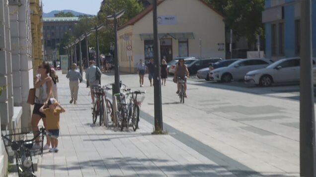 Oprava dlažby od pošty po Gašparíkov dom, Kontajnery na komunálny odpad sa čipujú, Frekventovaná doprava popod Strečno bude obmedzená, Cesty v Turci majú nové asfaltové koberce