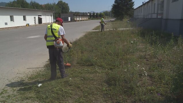 Od začiatku prázdnin sa o čistotu a bezpečnosť detí, ktoré navštevujú a budú navštevovať moderné Envirocentrum v SIM-e budú starať pracovníci Sociálneho podniku
