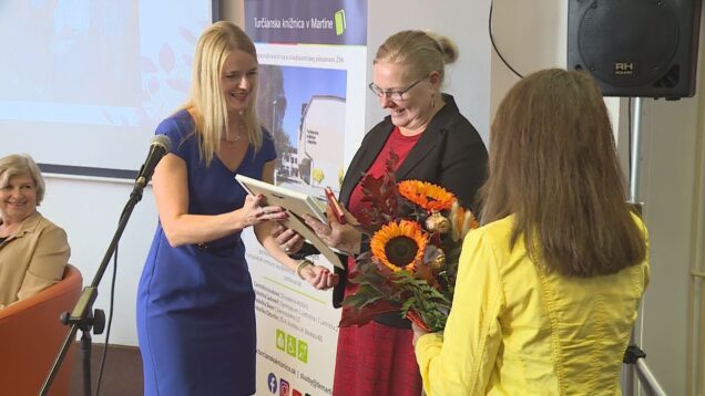 Sviatok poézie a prózy dáva vždy možnosť stretnúť sa literárnym tvorcom a ich priaznivcom a spoločne sa ponoriť do príjemnej atmosféry krásneho slova