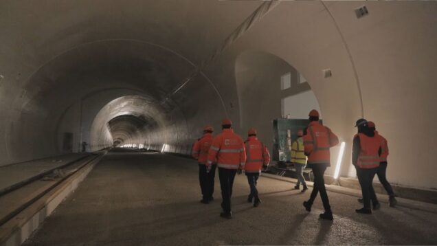 Nemocnicu navštívil minister zdravotníctva ,v tuneli Višňové sa začalo s betonážou vozovky, v mestskej časti Priekopa opravujú chodník, vianočná poštová známka 2024