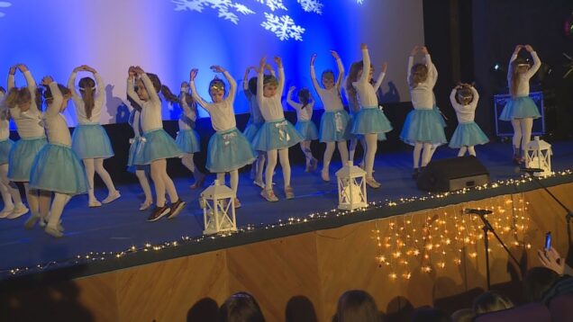 Aj tanečníci vedia na chvíľu spomaliť. Vianočným koncertom nielenže všetkých ponorili do sviatočnej atmosféry, ale spoločne uzavreli kalendárny rok