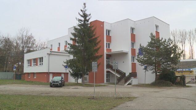 Centrum voľného času Kamarát je zateplené, Betlehemský príbeh v centre mesta, Záchranári majú špeciálnu pomôcku, Krížovkári súťažili