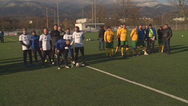 V sobotu sa konal 18. ročník Memoriálu Štefana Jačianskeho. Pamiatku legendárneho trénera si opäť prišli uctiť tí, ktorí si síce hovoria „starí páni“, no futbalové umenie môžu rozdávať