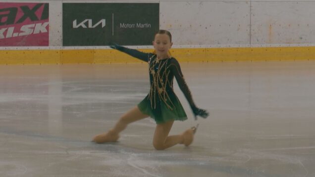 Technika, ladnosť aj emócie. Krasokorčuliarky z celého Slovenska ukázali krásu tohto elegantného športu