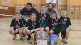 Išli len tak na skusy, aby zistili aké je to hrať proti hráčom o 5-6 a viac rokov starším. No a nakoniec nechali starší žiaci vyzretejších juniorov za sebou a vyhrali Slovenský pohár