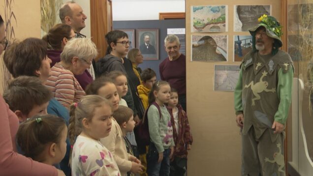 Priamo z Necpalského prameňa, ktorý je známy zdravou pitnou vodou si na chvíľu medzi deti vyšiel známy vodník. A deti ho milo prekvapili svojimi vedomosťami