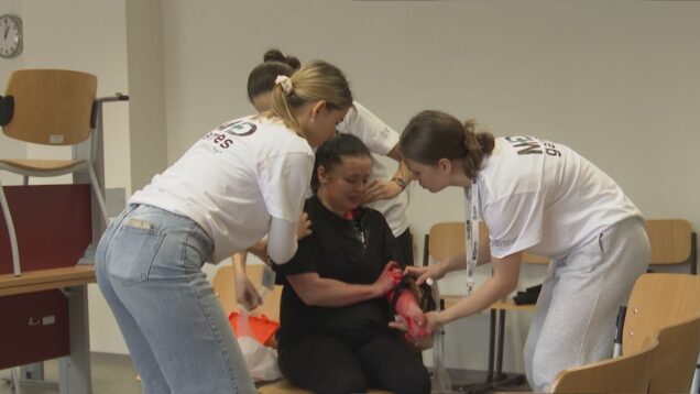 Zachraňovali osobu s bodnými ranami a podávali psychologickú pomoc pacientom. Aj o tom boli Medgames junior 2025