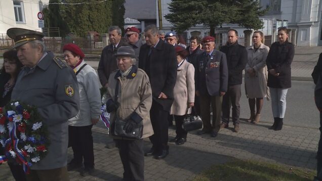 Aj v susednom meste si v deň 80. výročia oslobodenia Vrútok uctili históriu a sklonili sa pred hrdinstvom osloboditeľov